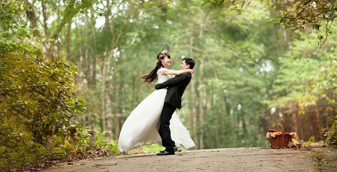 🌿💍 Say “I Do” in Paradise – Weddings at Hope Garden 💍🌿